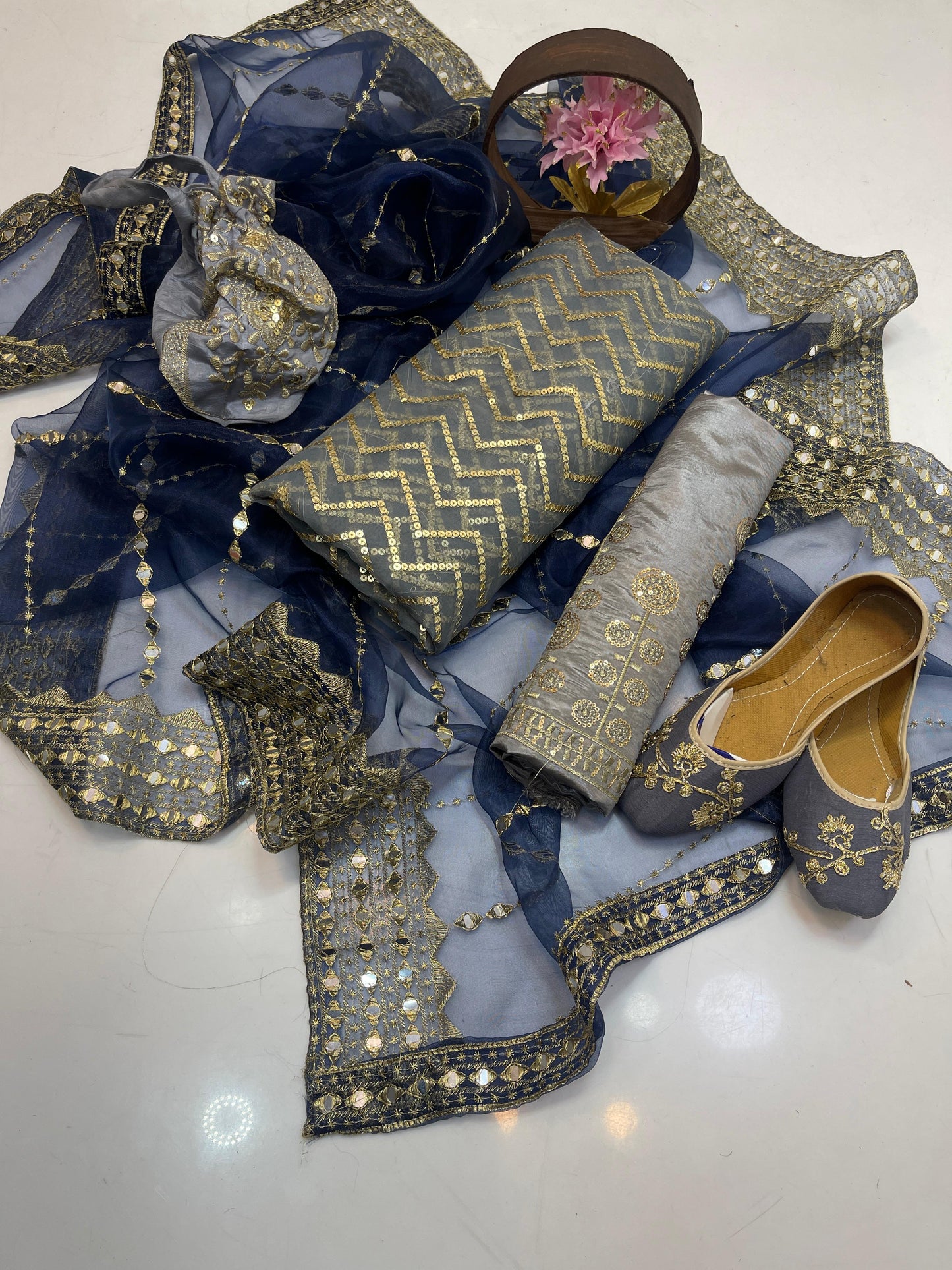 Luxury Fancy Embroidered Organza 5-Piece Suit with Matching Khussa & Handbag #4