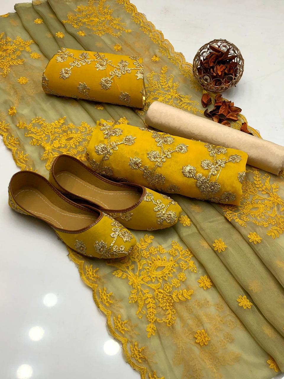 ✨ Fancy Collection 5-Piece Crinkle Chiffon Embroidered Suit with Matching Khussa & Clutch