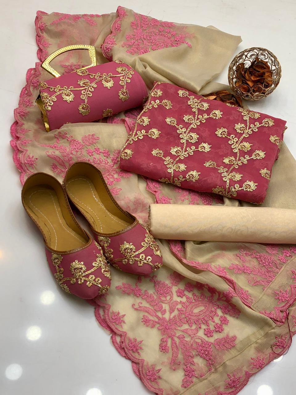 ✨ Fancy Collection 5-Piece Crinkle Chiffon Embroidered Suit with Matching Khussa & Clutch
