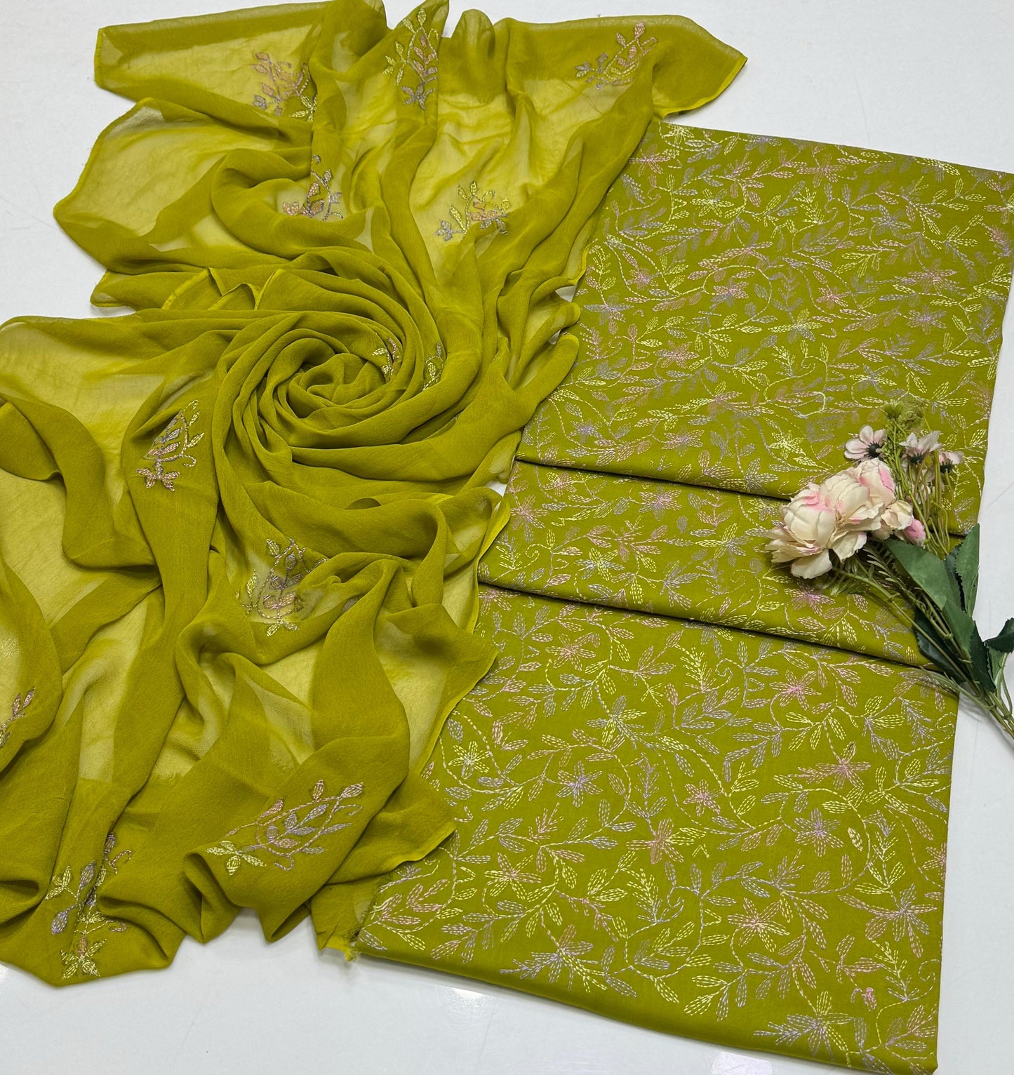 Handmade Embroidered Lawn 3-Piece Suit | Front Sippi Boti Jaal Shirt with Chiffon Dupatta – 2026 New Collection #1