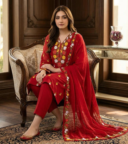 ✨ Fancy Collection 5-Piece Crinkle Chiffon Embroidered Suit with Matching Khussa & Clutch (Copy)